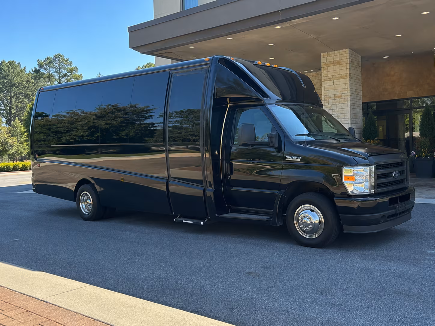 bus rentals for bands and touring groups passing through sandy utah