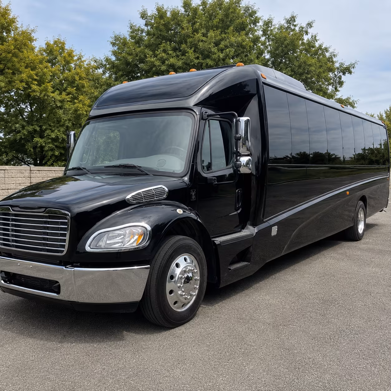 sandy 28 passenger minibus